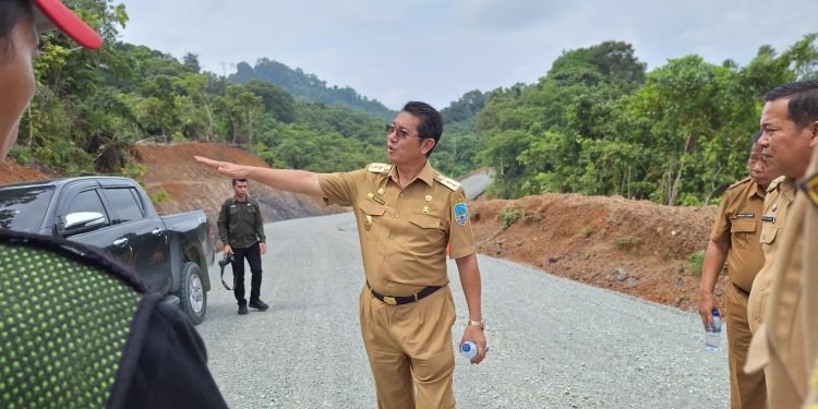 Monev Pembangunan di Malinau, Wagub Yansen TP: Pastikan Mutu Pembangunan Terjaga
