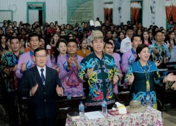 Perjalanan Ibadah Natal ke Perbatasan, Wagub Bersyukur Bisa Kembali Kunjungi Desa Long Sule – Pipa