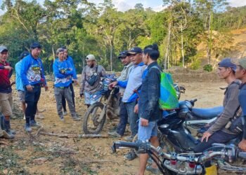 Soal Pesawat Smart Air yang Hilang Kontak, Wagub Yansen TP Arahkan Masyarakat Binuang Lakukan Pencarian