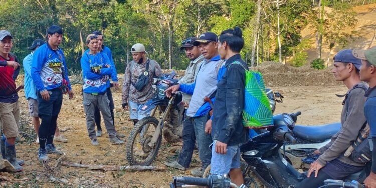 Soal Pesawat Smart Air yang Hilang Kontak, Wagub Yansen TP Arahkan Masyarakat Binuang Lakukan Pencarian