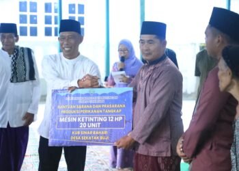 Safari Ramadan di Kecamatan Sekatak, Syarwani Ucapkan Terima Kasih Kepada Masyarakat dan Berikan Bantuan