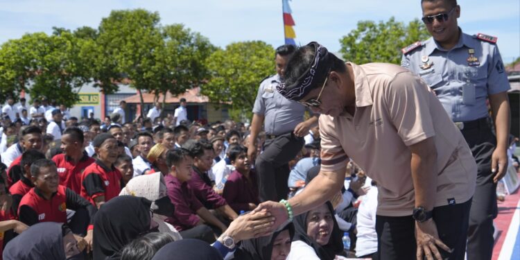 Kunjungi Lapas Kelas 2B Nunukan, Gubernur Sempatkan Berolahraga dan Lakukan Penyerahan Sapi Qurban