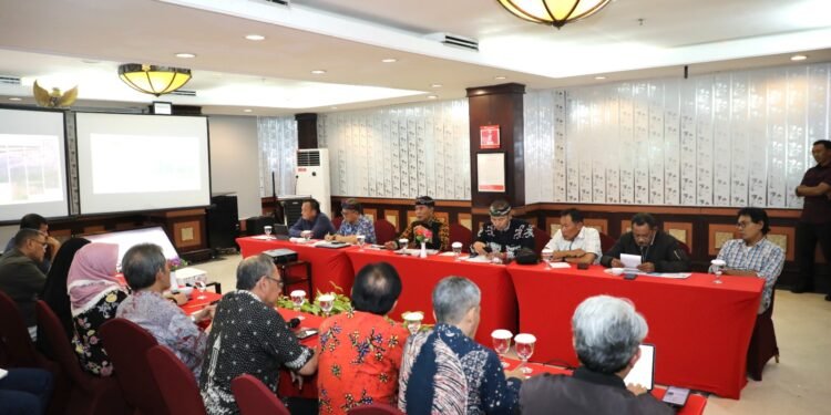 Bahas Percepatan Rehabilitasi Mangrove, Gubernur Kaltara Terima Kunjungan dan Audiensi BRGM RI