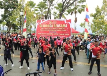 Sambut HUT ke-78 Bhayangkara, Sekprov Apresiasi Gelaran Jalan Sehat