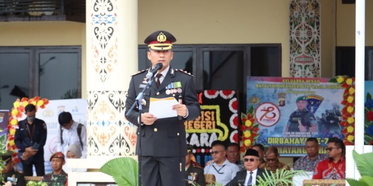 Upacara HUT ke-78 Bhayangkara, Kapolres Malinau Sampaikan Amanat Kapolda Kaltara