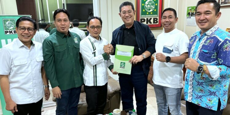 Terima SK dan B.1-KWK dari PKB, Yansen TP: Bismillah Gubernur