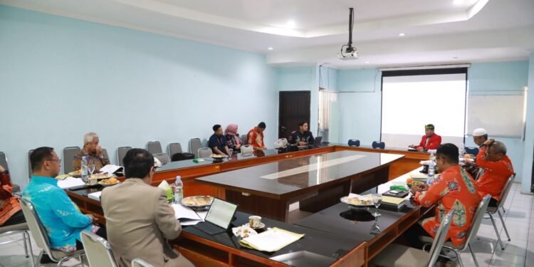 Di Hadapan Profesor Unhas, Gubernur Paparkan Strategi Pembangunan Kaltara