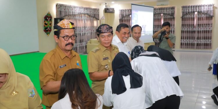 Ini Pesan Gubernur Pada Penerima Beasiswa UPA