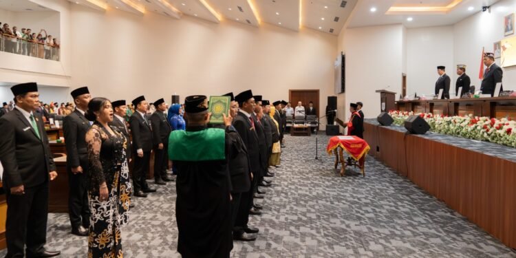 Gubernur Ajak Seluruh Anggota DPRD Berkolaborasi