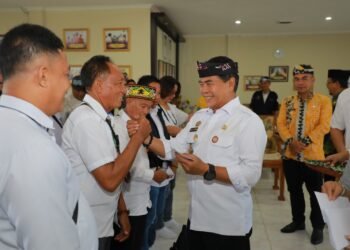 Gubernur Lepas 32 Umat Kristiani Ziarah Ke Yerusalem