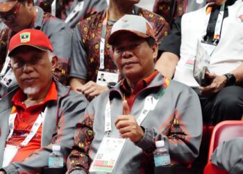 Kontingen PON Kaltara Tampil Menggunakan Pakaian dan Aksesoris Khas Bumi Benuanta