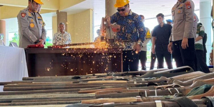 Puluhan Senpi Rakitan Dimusnahkan, Kapolda Kaltara Apresiasi Masyarakat Serahkan Secara Sukarela