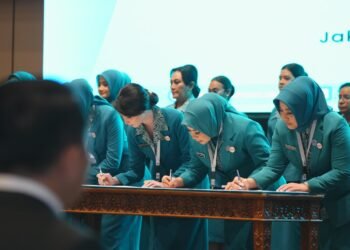 Dilantik Tri Tito Karnavian, Hj. Rahmawati Zainal Resmi Menjadi Ketua TP PKK Kaltara