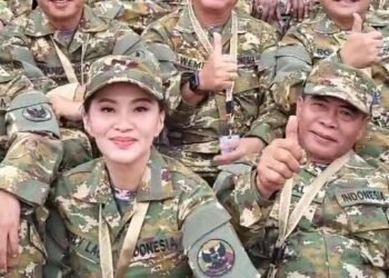 Gagah.. Gubernur Zainal Kenakan Seragam Komcad Ikuti Retreat Kepala Daerah di Akmil Magelang