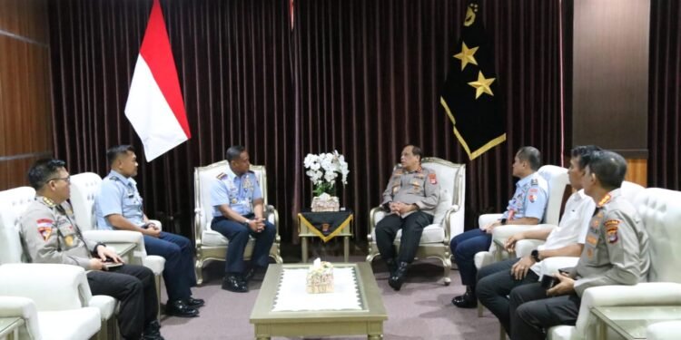 Silaturahni, Kapolda Kaltara Terima Kunjungan Danlanud Anang Busro