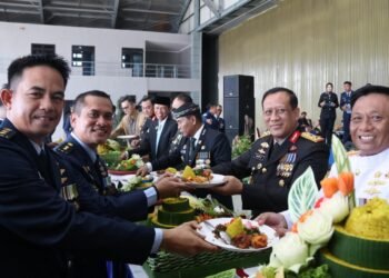 HUT ke-79 TNI AU di Lanud Anang Busra, Kapolda Kaltara Beri Kejutan Spesial