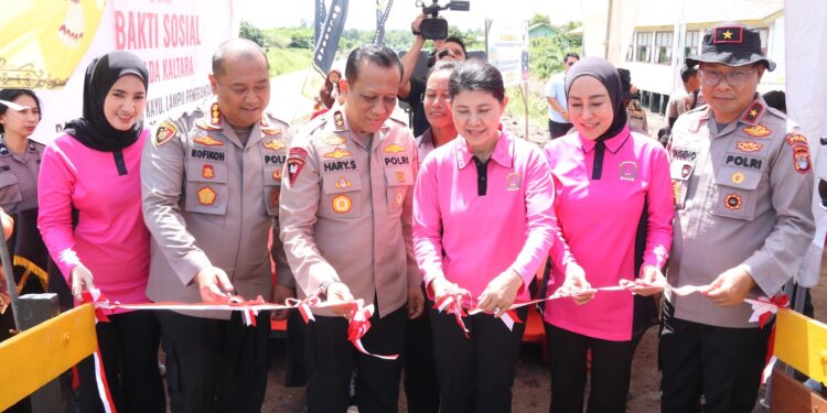 Kapolda Kaltara Resmikan Berbagai Fasilitas Baru untuk Masyarakat Desa Tanjung Buka
