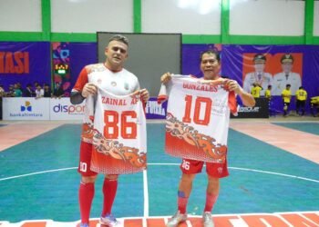 Duet Gubernur dan Gonzales, Meriahkan Penutupan Turnamen Futsal Antar Pelajar se-Kaltara