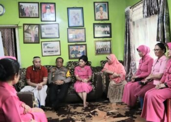 Silaturahmi dan Kepedulian Sosial, Kapolda Kaltara Kunjungi Purnawirawan Polri