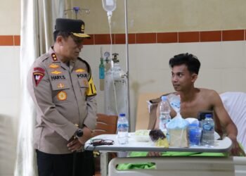 Tanggung Biaya Pengobatan dan Tegaskan Komitmen Transparansi, Kapolda Kaltara Kunjungi Mahasiswa Korban Insiden Aksi Unjuk Rasa