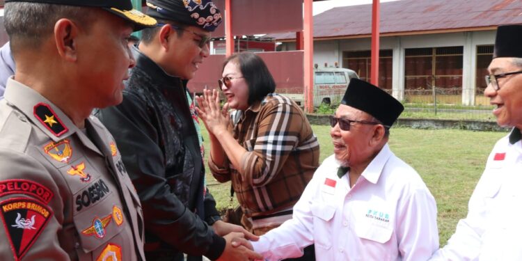 Tiba di Bandara Juwata Tarakan, Kapolda Kaltara Baru Disambut Hangat