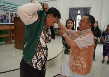 Lepas Peserta Wisata Religi Holyland, Wakil Bupati Bulungan: Semoga Perjalanan ini Penuh Berkat