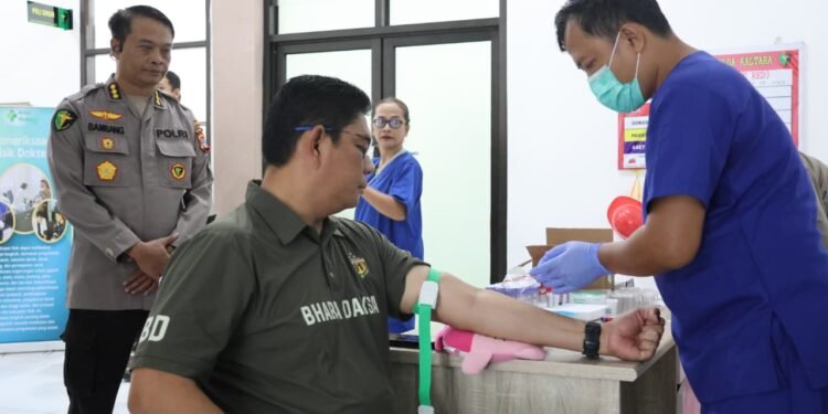 Jaga Kesiapan Fisik dan Mental, Kapolda beserta PJU Polda Kaltara Lakukan Rikkes Berkala