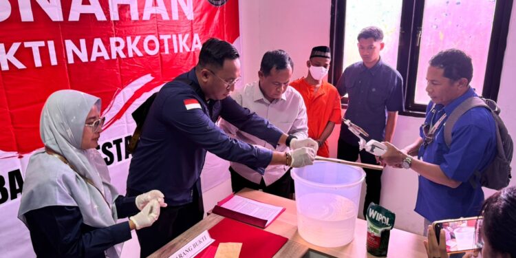 Disaksikan Perwakilan Kejaksaan dan Pengadilan Negeri, Polresta Bulungan Musnahkan Barang Bukti Sabu