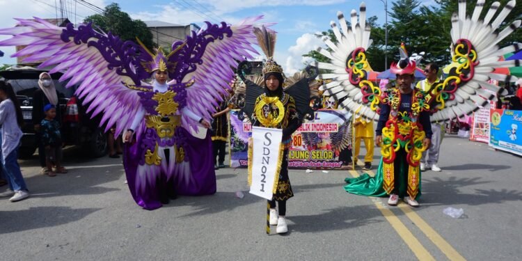 Lestarikan Budaya dan Tambuhkan Rasa Cinta Tanah Air, PGRI Bulungan Gelar Karnaval Kreasi Daerah