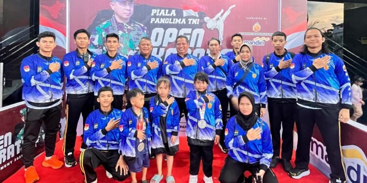 Torehkan Prestasi Gemilang, Tim Polda Kaltara Raih 18 Medali di Open Karate Tournament Piala Panglima TNI 2025