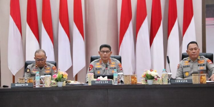Tekankan Soliditas dan Percepatan Kinerja, Kapolda Kaltara Pimpin Anev Triwulan III 2025