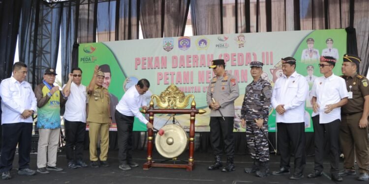 Komitmen Bangun Sektor Pertanian dan Perikanan, Gubernur Kaltara Terima Tanda Kehormatan Adhi Bhakti Tani Nelayan