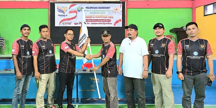 Kontingen Dilepas oleh Camat Tanjung Palas Timur, CdM Target Tiga Besar di Porkab Bulungan