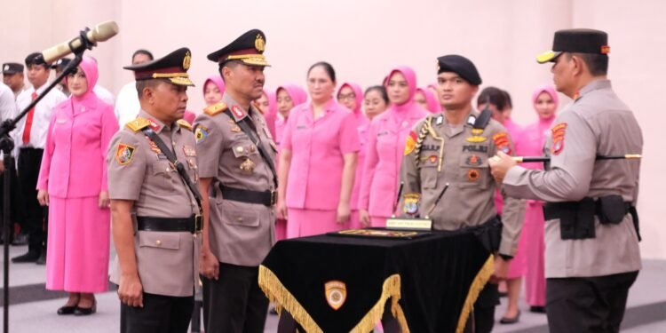 Gantikan Brigjen Pol. Soeseno Noerhandoko, Brigjen Pol. Andries Hermanto Resmi Jabat Wakapolda Kaltara