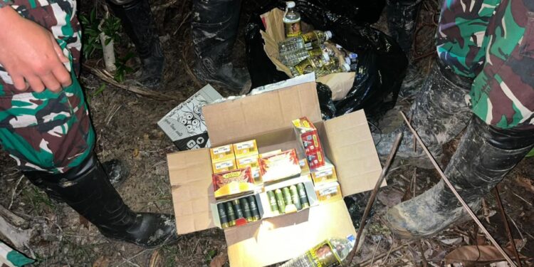 Satgas Pamtas Yonarmed 4 Parahyangan Gagalkan Penyelundupan 750 Butir Peluru Senpi Penabur