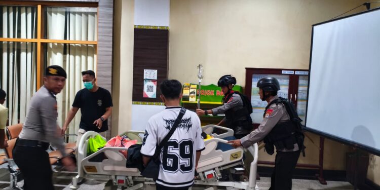 Tarakan Diguncang Gempa, Polres Tarakan bersama Satbrimobda Kaltara Dikerahkan untuk Evakuasi dan Pengamanan