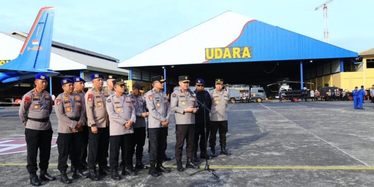 Polri Siagakan 87 Ribu Personel dan Perkuat Bantuan Logistik ke Sumatera