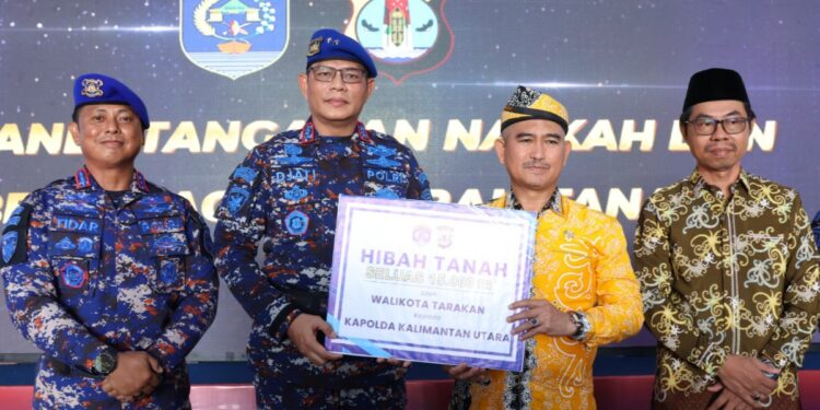 Terima Hibah Tanah dari Pemkot Tarakan, Kapolda Kaltara Resmikan Revitalisasi Dermaga Ditpolairud