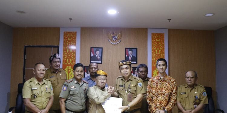 H. Budiman Arifin Hibahkan Tanah kepada Pemprov Kaltara untuk Pembangunan Islamic Center