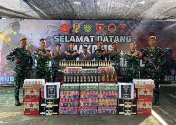 Pengamanan Nataru, Satgas Pamtas RI-Malaysia Yonarmed 4/Parahyangan Amankan 792 Botol Miras Ilegal