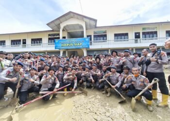Tinjau Aceh Tamiang, Kapolri Targetkan Sekolah Bisa Segera Beroperasi