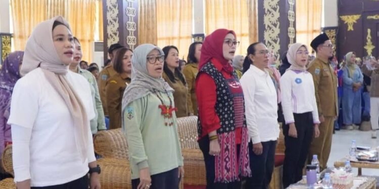 Budayakan PHBS, Ketua TP PKK Tana Tidung Buka Lomba Senam Cuci Tangan Pakai Sabun