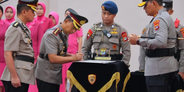 Gantikan Budi Rachmat yang Mutasi ke Polda Kalteng, Slamet Wahyudi Jabat Kabid Humas Polda Kaltara