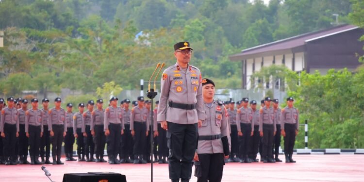 Pimpin Upacara Hari Kesadaran Nasional, Wakapolda Kaltara Tekankan Tiga Nilai Utama