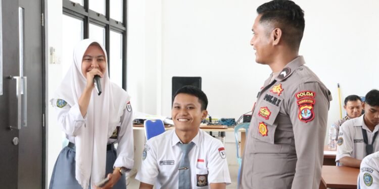 Cetak Pelajar Mitra Kamtibmas, Ditbinmas Polda Kaltara Gelar Police Goes To School