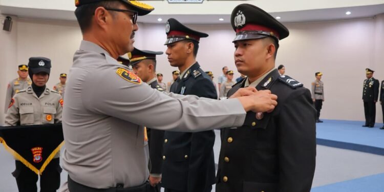 Ratusan Personel Polda Kaltara Terima Penghargaan Satyalancana Pengabdian