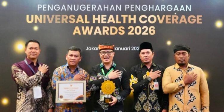 Beri Perlindungan Kesehatan Menyeluruh kepada Masyarakat, Pemkab Tana Tidung Terima UHC Awards 2026