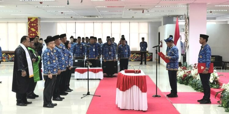 Tekankan Profesionalisme dan Pelayanan Publik, Gubernur Kaltara Lantik dan Kukuhkan 86 Pejabat