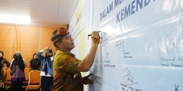 Gubernur Dorong Sinergi Program Pendidikan Pusat dan Daerah di Kaltara