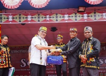 Wagub Kaltara Buka Festival Seni dan Budaya Dayak Agabag Sungai Tulid Tahun 2026